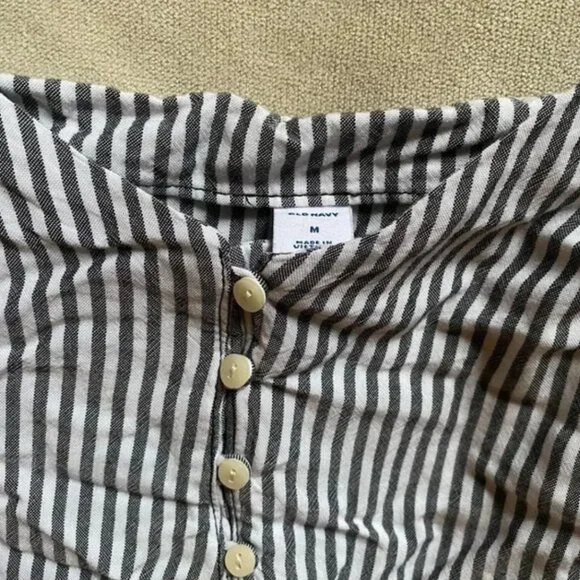 Old Navy | Size M | Striped Tank Top - Picture 3 of 4